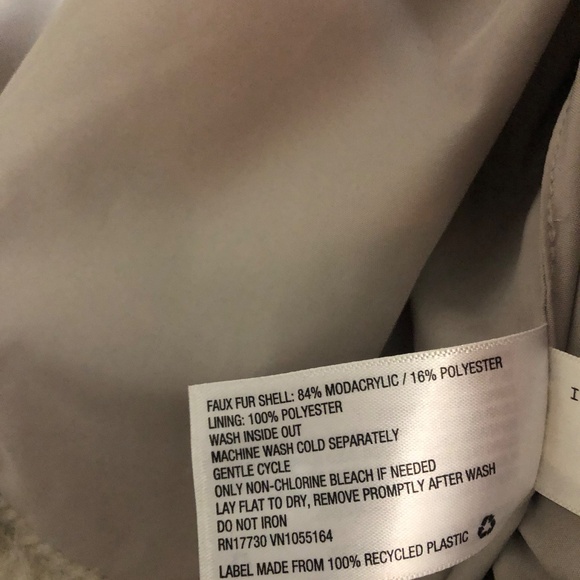 andeawy tan faux fur vest - Picture 3 of 4